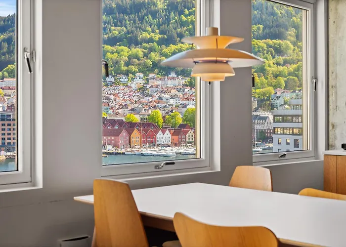 Unique Gem Overlooking The World Famous Bryggen * Bergen