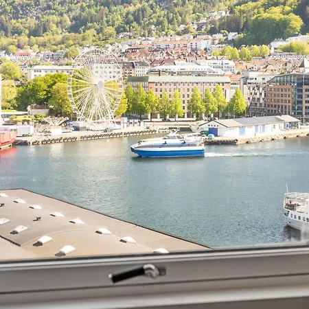 Unique Gem Overlooking The World Famous Bryggen Берген